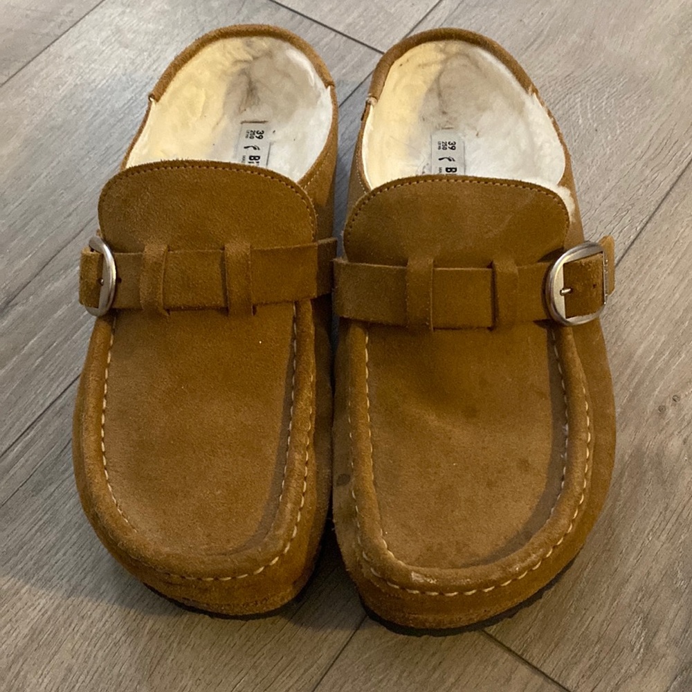 Birkenstock Buckley Shearling Clog - Tea color - Size 39 GUC